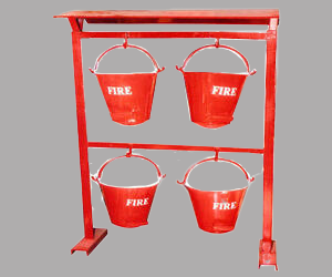 Bucket with Throwing Handle and Bucket Stand